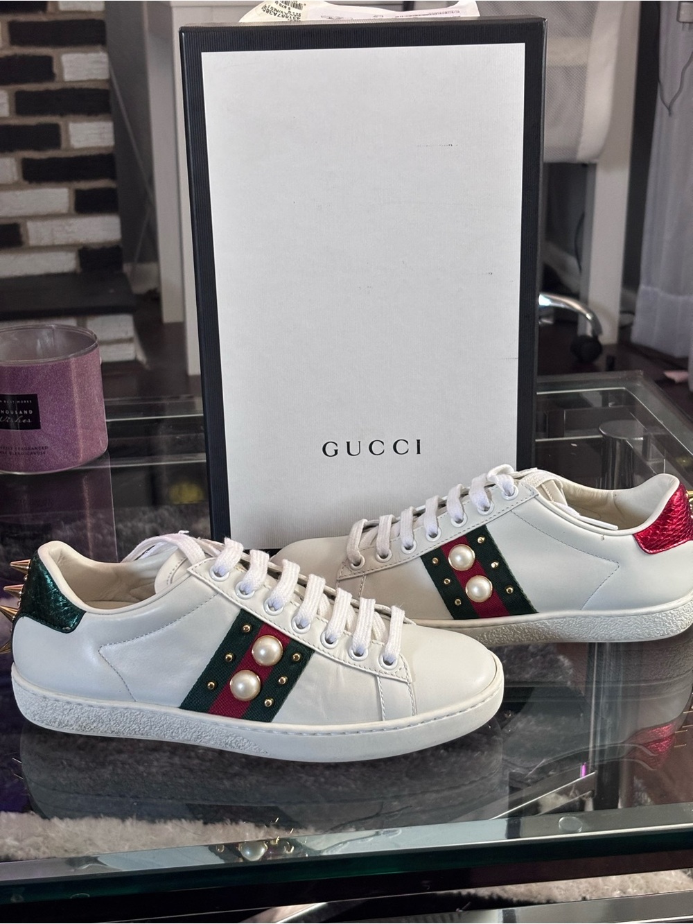 Gucci White Leather Sneakers with Green-Red Web and Pearl Embellishments - Picture 3 of 3